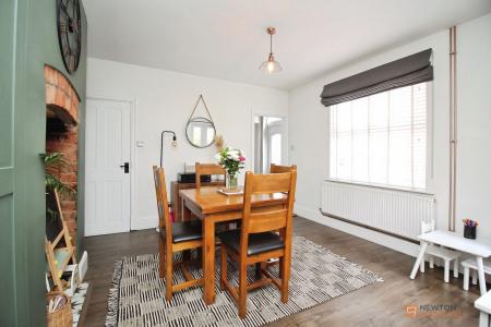 3 bedroom End of terrace house for sale in Albion Street, Syston, LE7