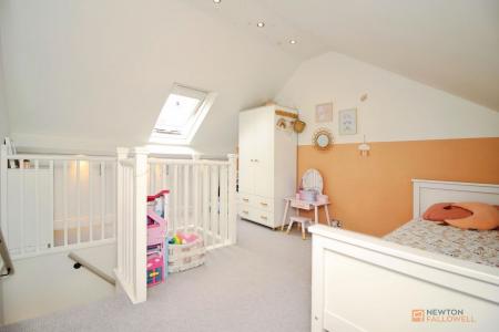 3 bedroom End of terrace house for sale in Albion Street, Syston, LE7