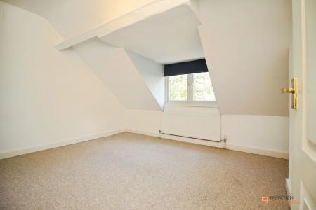 3 bedroom Terraced House for sale in Brookside, Syston, LE7