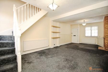 3 bedroom Terraced House for sale in Brookside, Syston, LE7