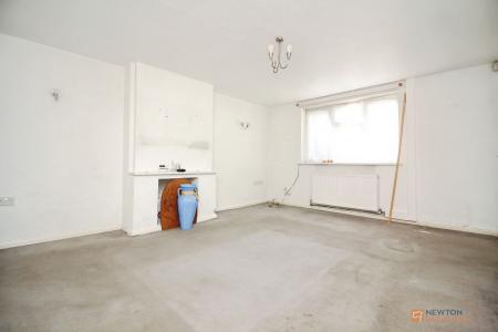 3 bedroom End of terrace house for sale in Flatholme Road, Leicester, LE5