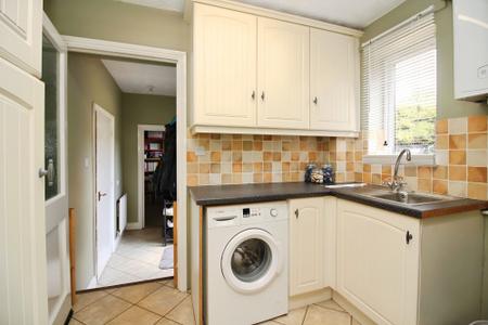 4 bedroom Detached house for sale in Wetherby Close, Queniborough, LE7