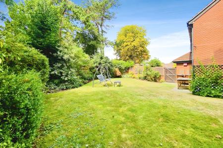 4 bedroom Detached house for sale in Wetherby Close, Queniborough, LE7