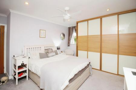 4 bedroom Detached bungalow for sale in Melton Road, Rearsby, LE7