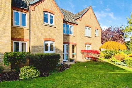 1 bedroom Flat for sale in Forge Court, Syston, LE7