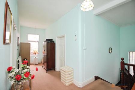 4 bedroom Detached house for sale in Melton Road, Queniborough, LE7