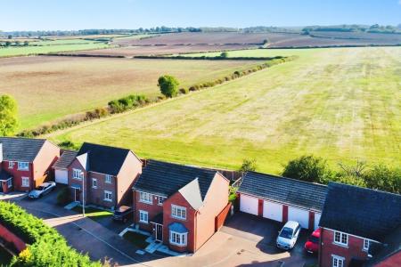 4 bedroom Detached house for sale in Dent Drive, Thurmaston, LE4