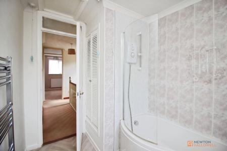 3 bedroom End of terrace house for sale in Harrisons Row, Syston, LE7