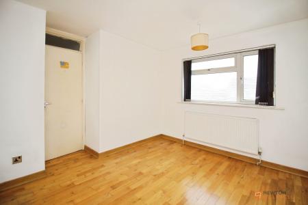 3 bedroom Semi-detached house for sale in Braemar Close, Leicester, LE4