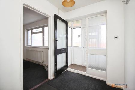 3 bedroom Semi-detached house for sale in Braemar Close, Leicester, LE4