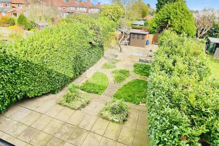 5 bedroom Semi-detached house for sale in Cliffwood Avenue, Birstall, LE4