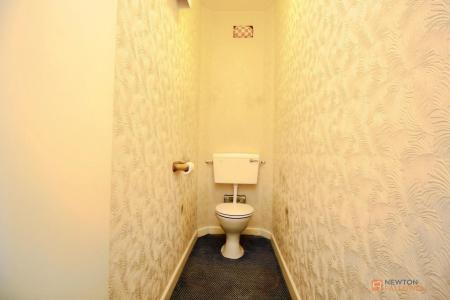 5 bedroom Semi-detached house for sale in Cliffwood Avenue, Birstall, LE4