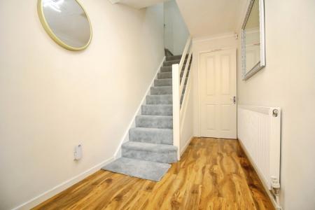 4 bedroom Semi-detached house for sale in Oriel Drive, Syston, LE7