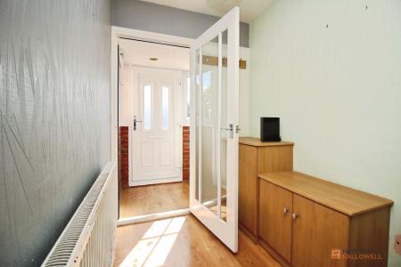 5 bedroom Semi-detached house for sale in Farriers Way, East Goscote, LE7