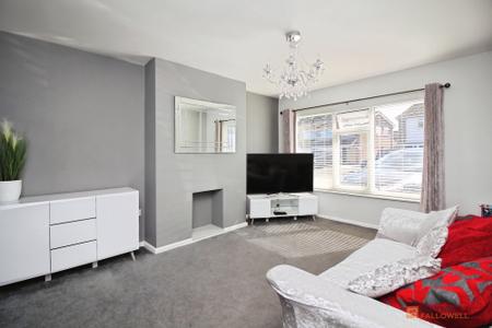 5 bedroom Semi-detached house for sale in Farriers Way, East Goscote, LE7