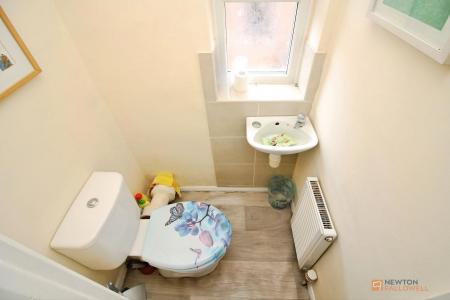3 bedroom Semi-detached house for sale in Bramley Road, Birstall, LE4
