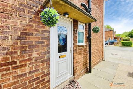 3 bedroom Semi-detached house for sale in Bramley Road, Birstall, LE4