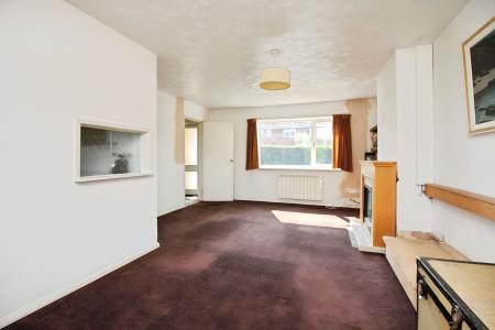 6 bedroom Semi-detached house for sale in Bramley Road, Birstall, LE4