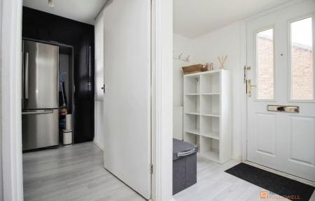 4 bedroom End of terrace house for sale in Selkirk Road, Leicester, LE4