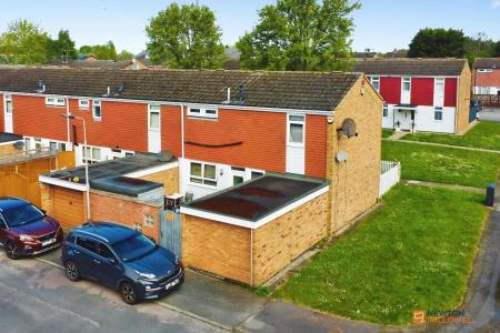 4 bedroom End of terrace house for sale in Selkirk Road, Leicester, LE4