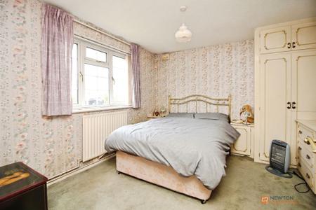 2 bedroom Detached bungalow for sale in Longhurst Close, Leicester, LE4