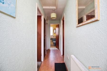 2 bedroom Detached bungalow for sale in Longhurst Close, Leicester, LE4