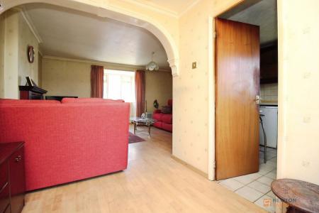 2 bedroom Detached bungalow for sale in Longhurst Close, Leicester, LE4
