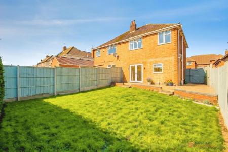 3 bedroom Semi-detached house for sale in Herricks Avenue, Leicester, LE4