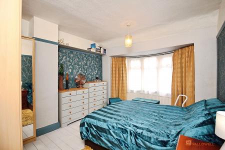 3 bedroom Semi-detached house for sale in Melton Road, Syston, LE7