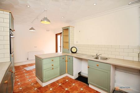 3 bedroom End of terrace house for sale in High Street, Syston, LE7