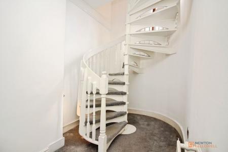 3 bedroom End of terrace house for sale in High Street, Syston, LE7
