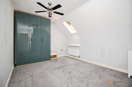 2 bedroom Flat for sale in White Hart Close, Thurmaston, LE4