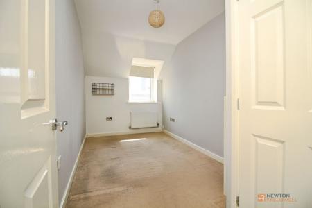 2 bedroom Flat for sale in White Hart Close, Thurmaston, LE4