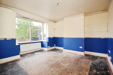 3 bedroom Semi-detached house for sale in Melton Road, Syston, LE7