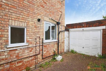 3 bedroom Semi-detached house for sale in Melton Road, Syston, LE7