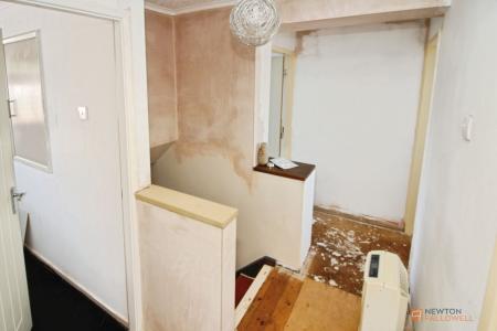 4 bedroom Semi-detached house for sale in Montague Avenue, Syston, LE7
