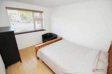 4 bedroom Semi-detached house for sale in Montague Avenue, Syston, LE7