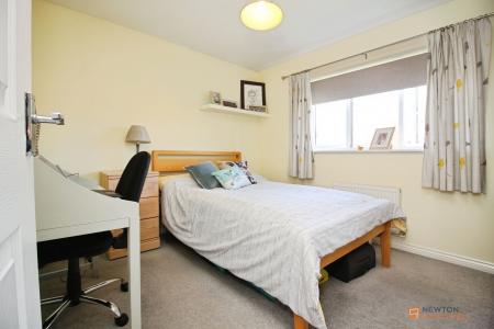 4 bedroom Detached house for sale in Clover Way, Syston, LE7