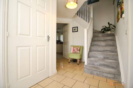 4 bedroom Detached house for sale in Clover Way, Syston, LE7