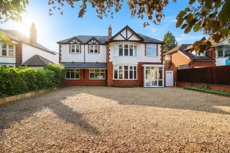 Loughborough Road, Birstall, LE4