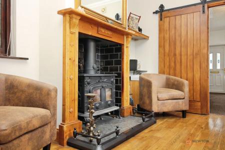 4 bedroom Detached house for sale in Loughborough Road, Birstall, LE4