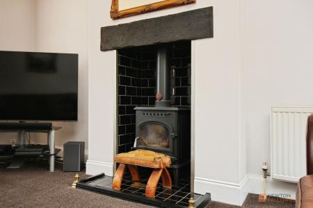 4 bedroom Detached house for sale in Loughborough Road, Birstall, LE4