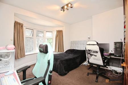 4 bedroom Detached house for sale in Loughborough Road, Birstall, LE4