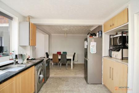 3 bedroom Semi-detached house for sale in Dovedale Road, Thurmaston, LE4