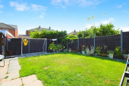 3 bedroom Semi-detached house for sale in Dovedale Road, Thurmaston, LE4
