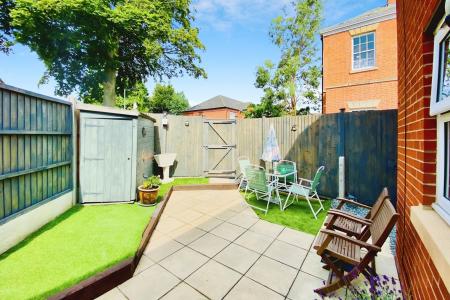2 bedroom End of terrace house for sale in Edith Murphy Close, Birstall, LE4