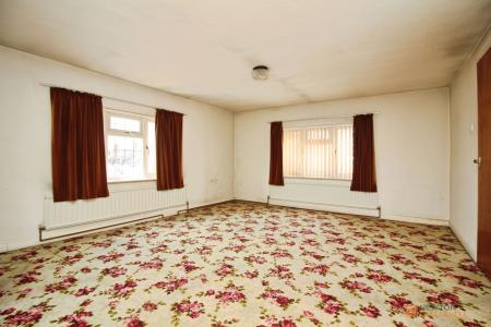 3 bedroom Detached house for sale in High Street, Syston, LE7