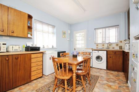 3 bedroom Detached bungalow for sale in Highway Road, Thurmaston, LE4