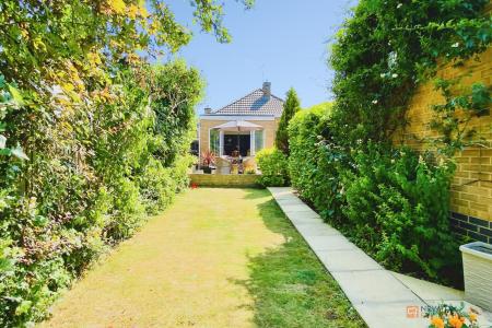 3 bedroom Detached bungalow for sale in Highway Road, Thurmaston, LE4
