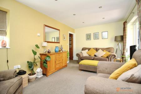 3 bedroom Detached bungalow for sale in Highway Road, Thurmaston, LE4